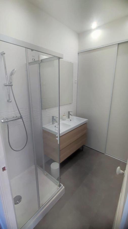 T2 Neuf Equipe, Climatise Apartment