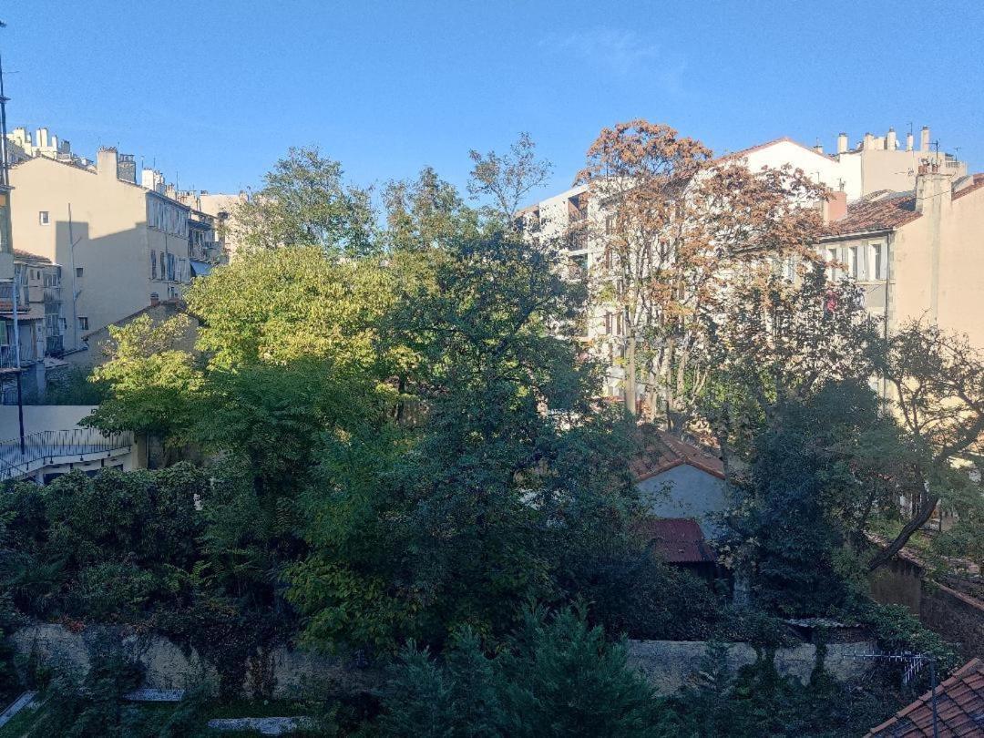 Apartment T2 Neuf Equipe, Climatise *